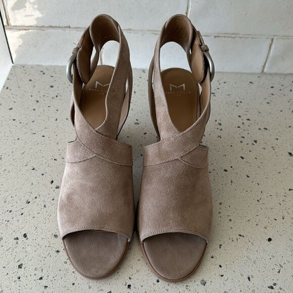 Marc Fisher Vega Women's Taupe Natural Suede Leather Block Heel Sandals Size 11 - Picture 3 of 13